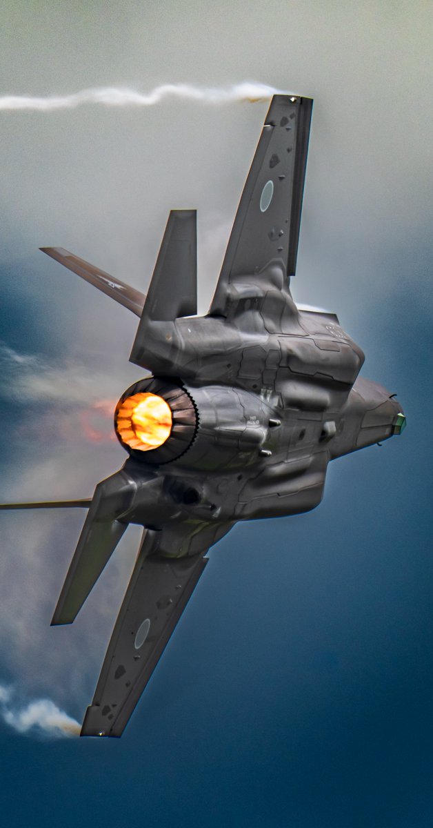 58D6w's tweet image. #三沢基地航空祭 にて　#F35A