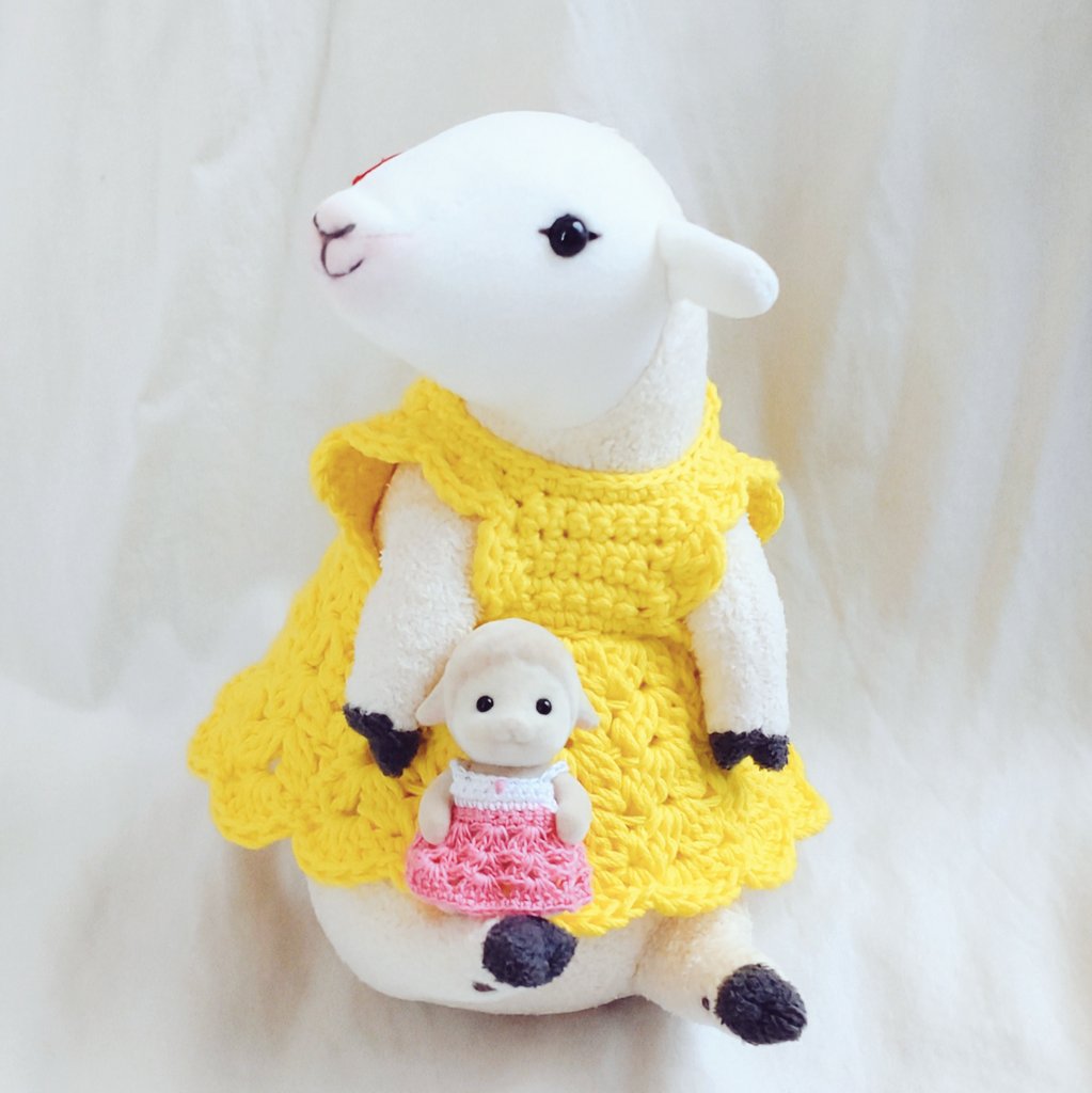 トロピカルコットンでワンピース編みました🧶
暑いので、二の腕出しちゃいます👗
#生足も出しちゃう
#羊の毛刈りぬいぐるみ
#かぎ針編み
#シルバニアファミリー
#ごしょう産業