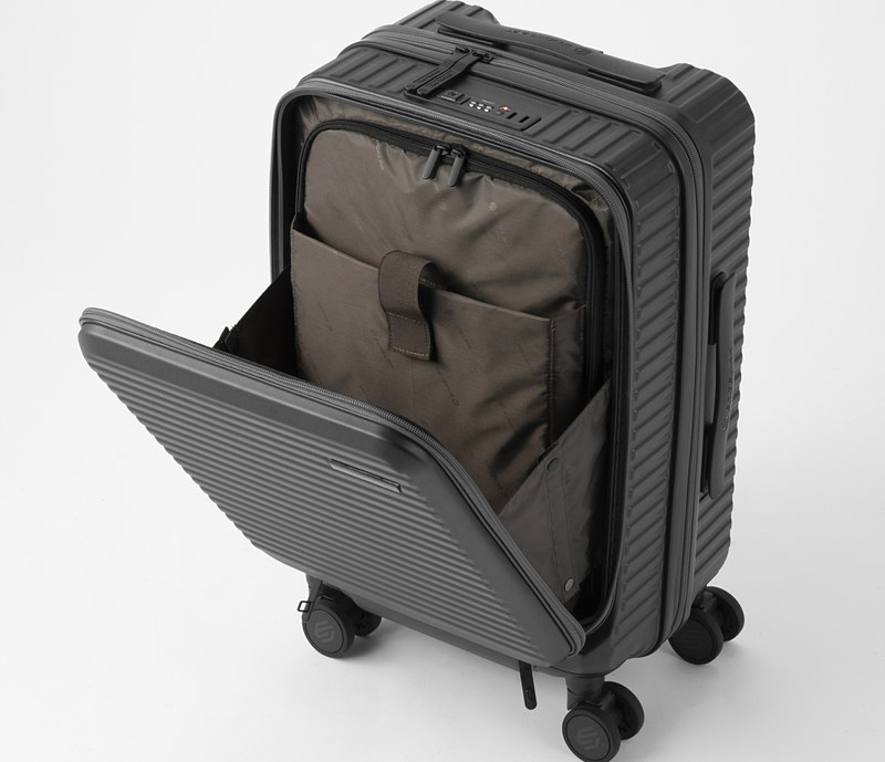 travelwatch_jp's tweet image. エース、機能性と価格のバランスに優れたスーツケース「クルーズボックス」。傷が目立ちにくいシボ加工、5色×4サイズ travel.watch.impress.co.jp/docs/news/2028… #エース #スーツケース #EDGELINK