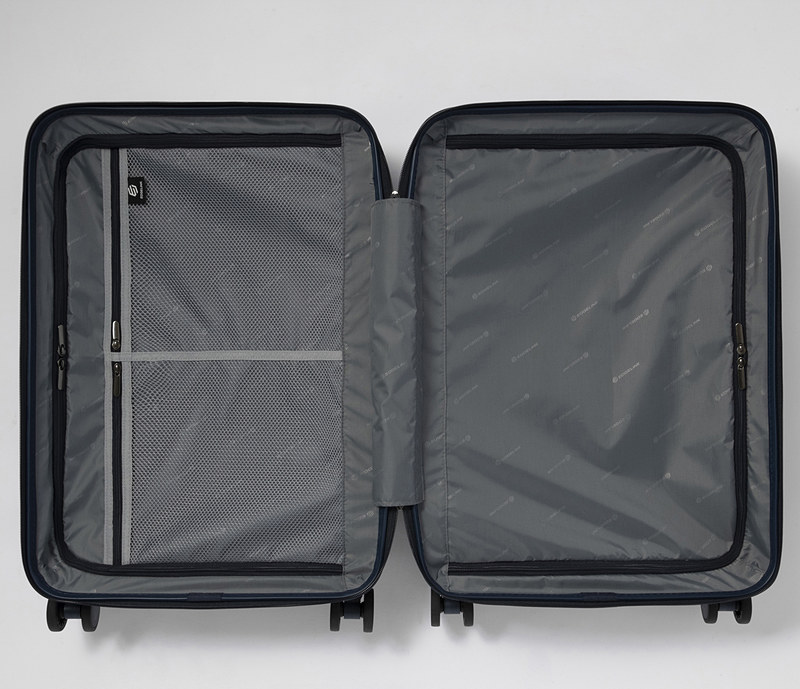 travelwatch_jp's tweet image. エース、機能性と価格のバランスに優れたスーツケース「クルーズボックス」。傷が目立ちにくいシボ加工、5色×4サイズ travel.watch.impress.co.jp/docs/news/2028… #エース #スーツケース #EDGELINK