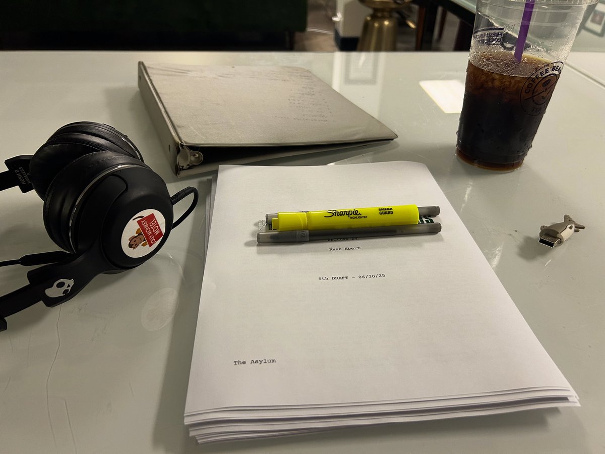 New directing job. Same writer. 👽