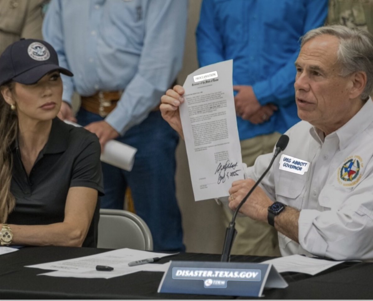 DougNorCal's tweet image. See the link, then substitute “flood” wherever it reads “wildfire.” Officials who can’t figure out how to warn people don’t deserve to be in office! yourchore.blogspot.com/2020/09/at-wha…