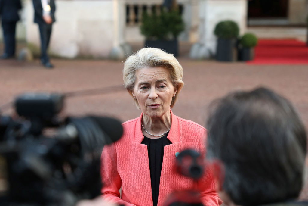 EU wil noodvoorraden aanleggen bij dreigende geopolitieke risico’s en conflicten businessam.be/eu-noodvoorrad… #EU #geopolitiek #risicomanagement #toeleveringsketens #noodvoorraden