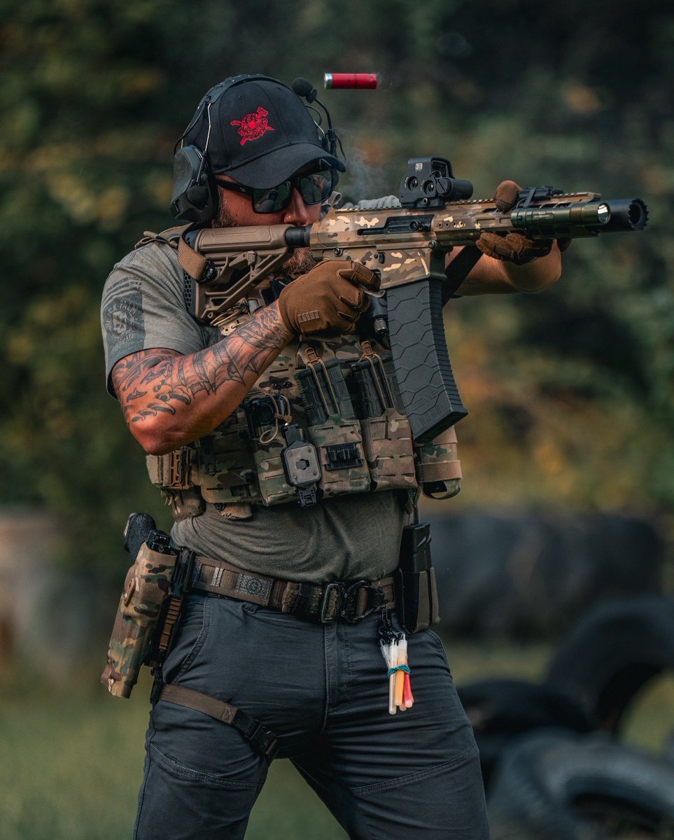EOTECHInc's tweet image. Best shotgun optic in the world, on one of the best shotguns ever made. Just saying.
#EOTECH
@genesisarmsllc