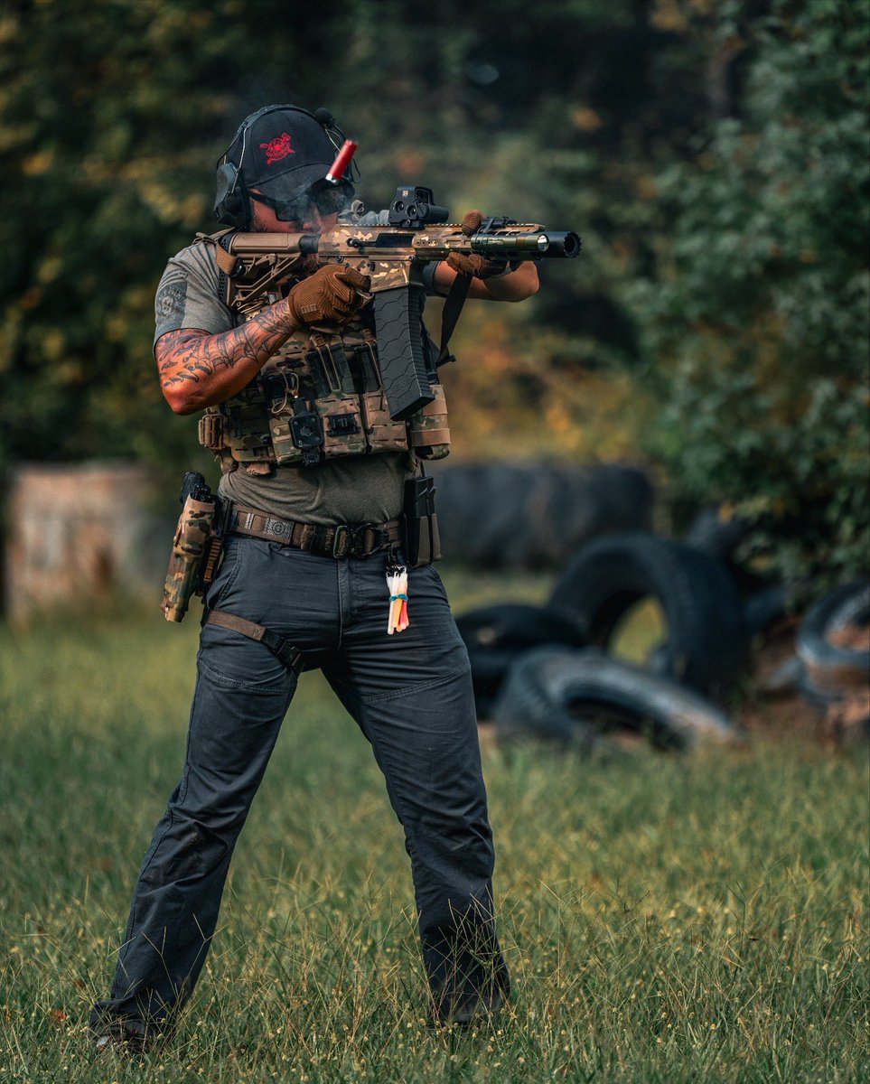 EOTECHInc's tweet image. Best shotgun optic in the world, on one of the best shotguns ever made. Just saying.
#EOTECH
@genesisarmsllc