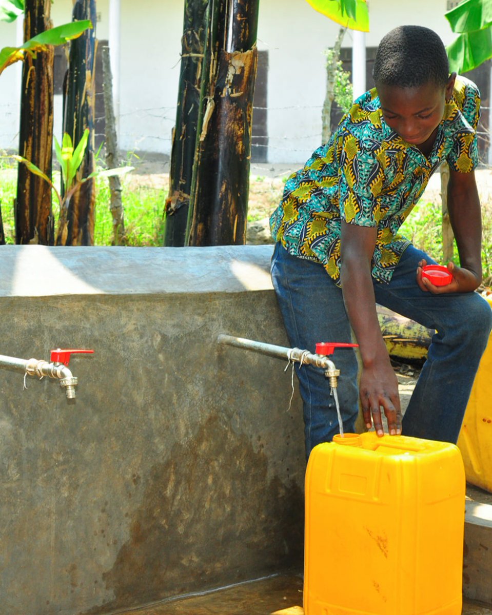 Irrisol256's tweet photo. Water is a right, not a privilege. At Irrisol we design, build, and operate safe and reliable piped water systems. We believe that where you live should never determine the quality of water you drink. Together, we can change that 🌍💙 https://t.co/HyBLnccixG https://t.co/6JM9BNJFWT