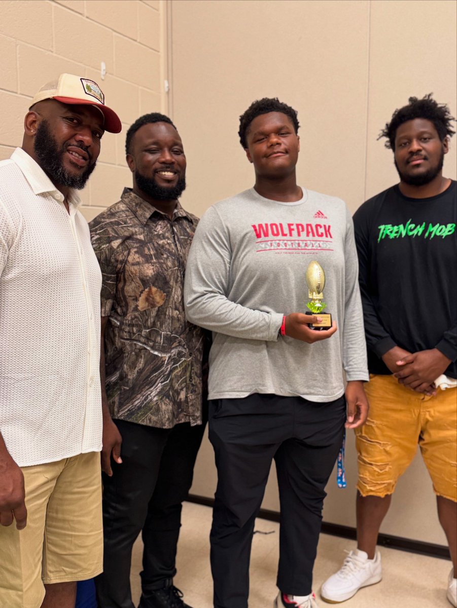 Julius Williams (@juliustrenches) on Twitter photo We would like to congratulate <a href="/Brysonhurt71/">Bryson Hurt</a> for winning <a href="/TMobusa/">TrenchMOBUSA</a> Man of the year‼️This is considered our most prestigious award consisting of 3 Major components; On Field Play, Attitude and Community Interaction. He is our Most Well Rounded young man, a great player, better guy‼️ We would like to congratulate <a href="/Brysonhurt71/">Bryson Hurt</a> for winning <a href="/TMobusa/">TrenchMOBUSA</a> Man of the year‼️This is considered our most prestigious award consisting of 3 Major components; On Field Play, Attitude and Community Interaction. He is our Most Well Rounded young man, a great player, better guy‼️