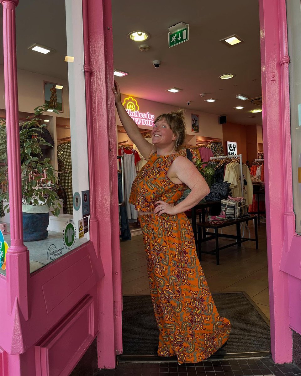 Emoji votes only, 🫒 or 🍊?

Shop co-ords 📍- bit.ly/Organic-Co-ords