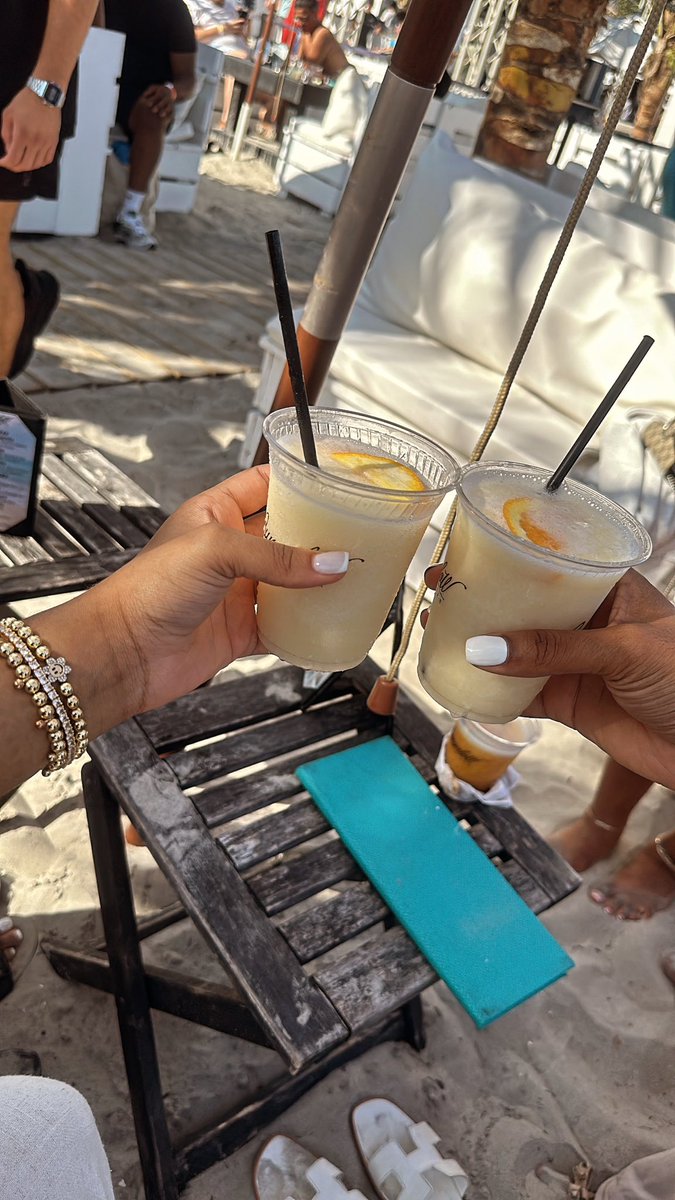 soyouknolay's tweet image. I’ll do whatever fa you, mamí🙈