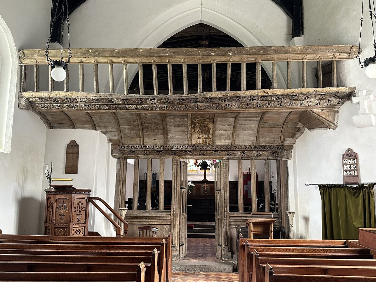 fraglast's tweet photo. How rood! 
St Eilian’s Church, Llaneilan, Ynys Mon. 
No #DoorInMidAir here @TheHistoryMouse https://t.co/mYhSkrPGOe
