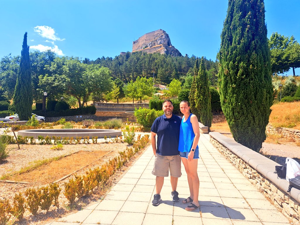 jhonny_81's tweet photo. De vuelta por Morella 👩‍❤️‍💋‍👨👣⛰️😋 https://t.co/fWYuhYXTDa
