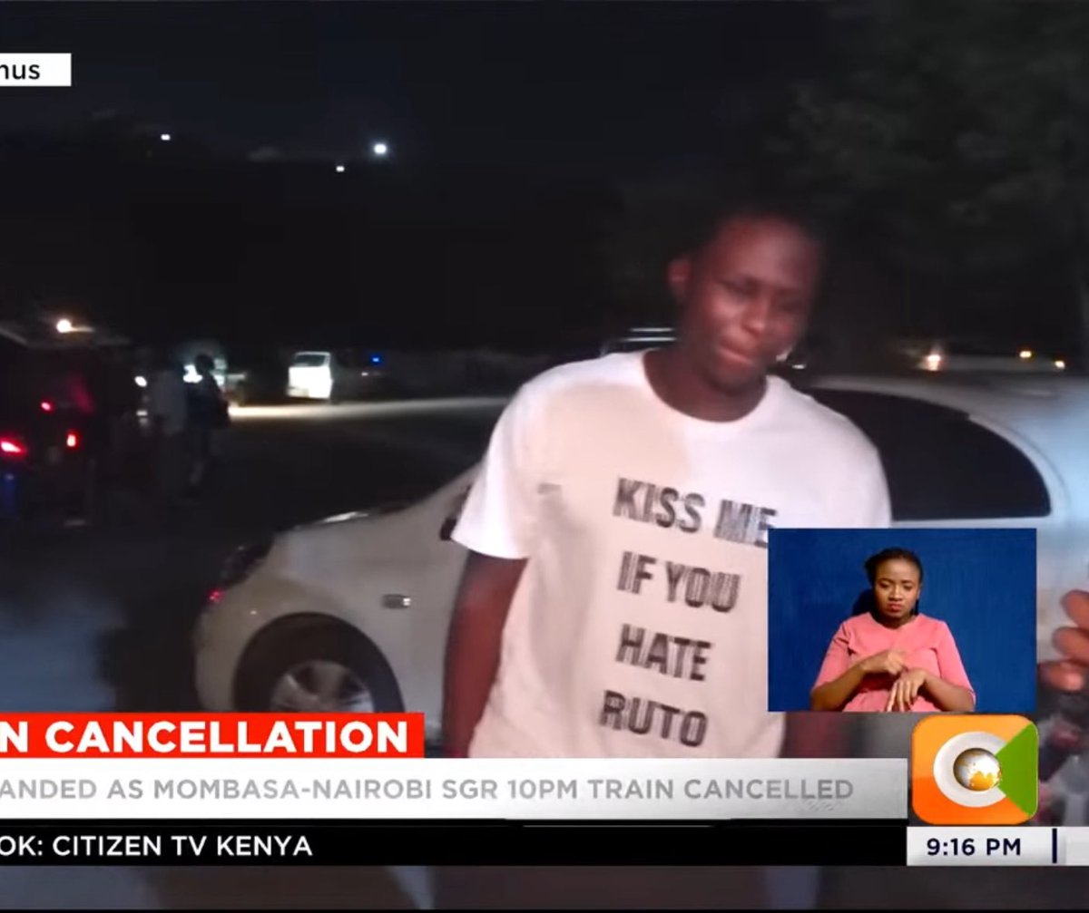 Hawa ndio amezuilia kutoka Mombasa 🤣🤣🤣🤣🤣🤣🤣🤣then anawapata kwa news za saa tatu wakihojiwa na this t-shirt