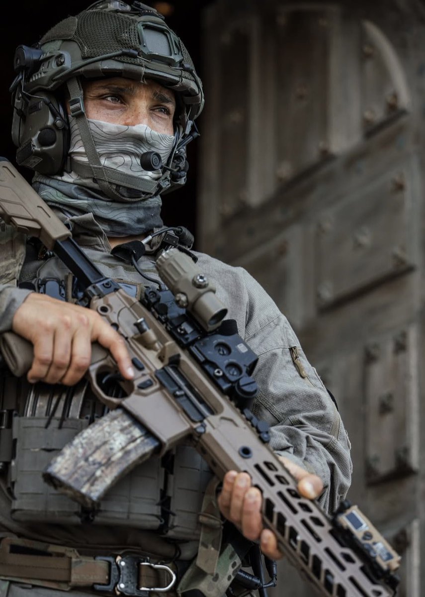 Unités spéciales francaises 🇫🇷 tweet media