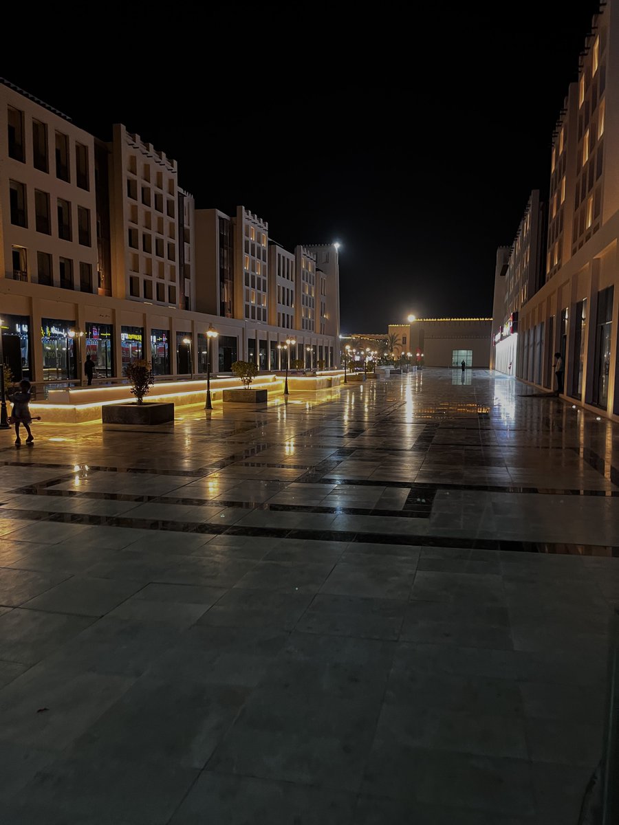 SsnyYA's tweet image. Dump de nuit à Oman 🇴🇲