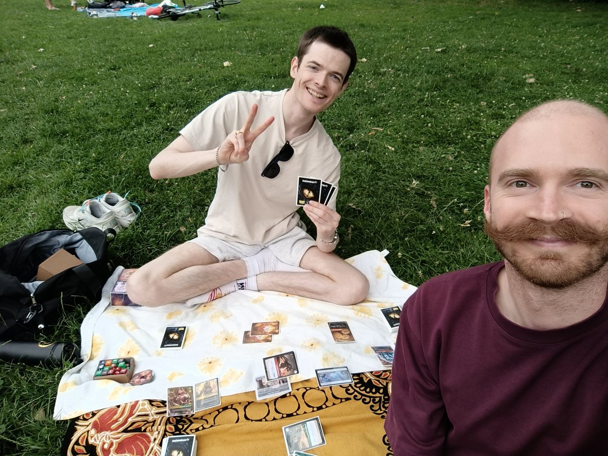 Got some <a href="/playriftbound/">Riftbound</a> games in with <a href="/Kawatek_CG/">Kawa ✨</a> and some self-printed proxies!

Can't wait to get my hands on a Teemo deck 😈😈