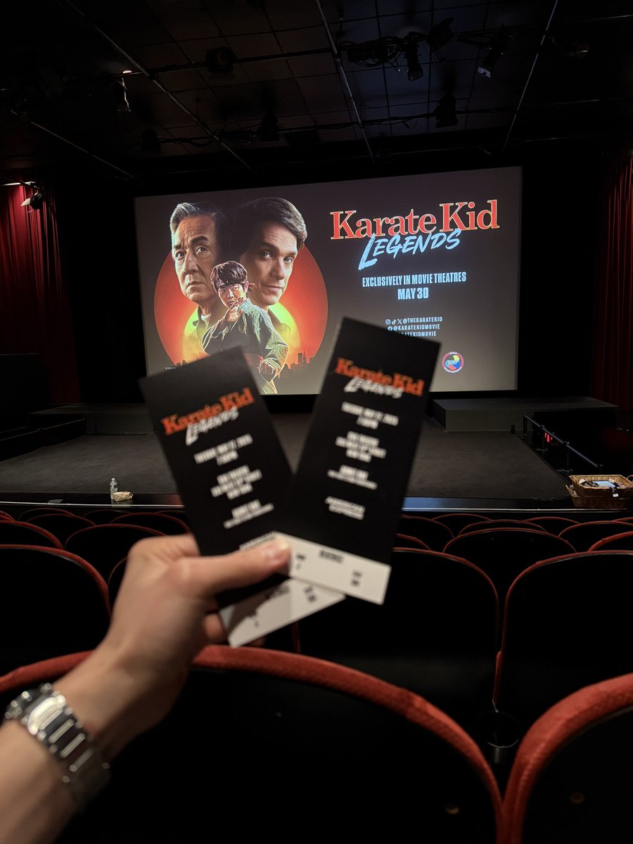 jedcaluag's tweet image. I grew a new page to 100K+ followers this year in a random niche
i posted 1-2x taekwondo videos a week, and after a few months, it got me doing an ad for karate kid & walking the red carpet
as a (primarily) long-form creator on youtube, I held off on this idea of making…