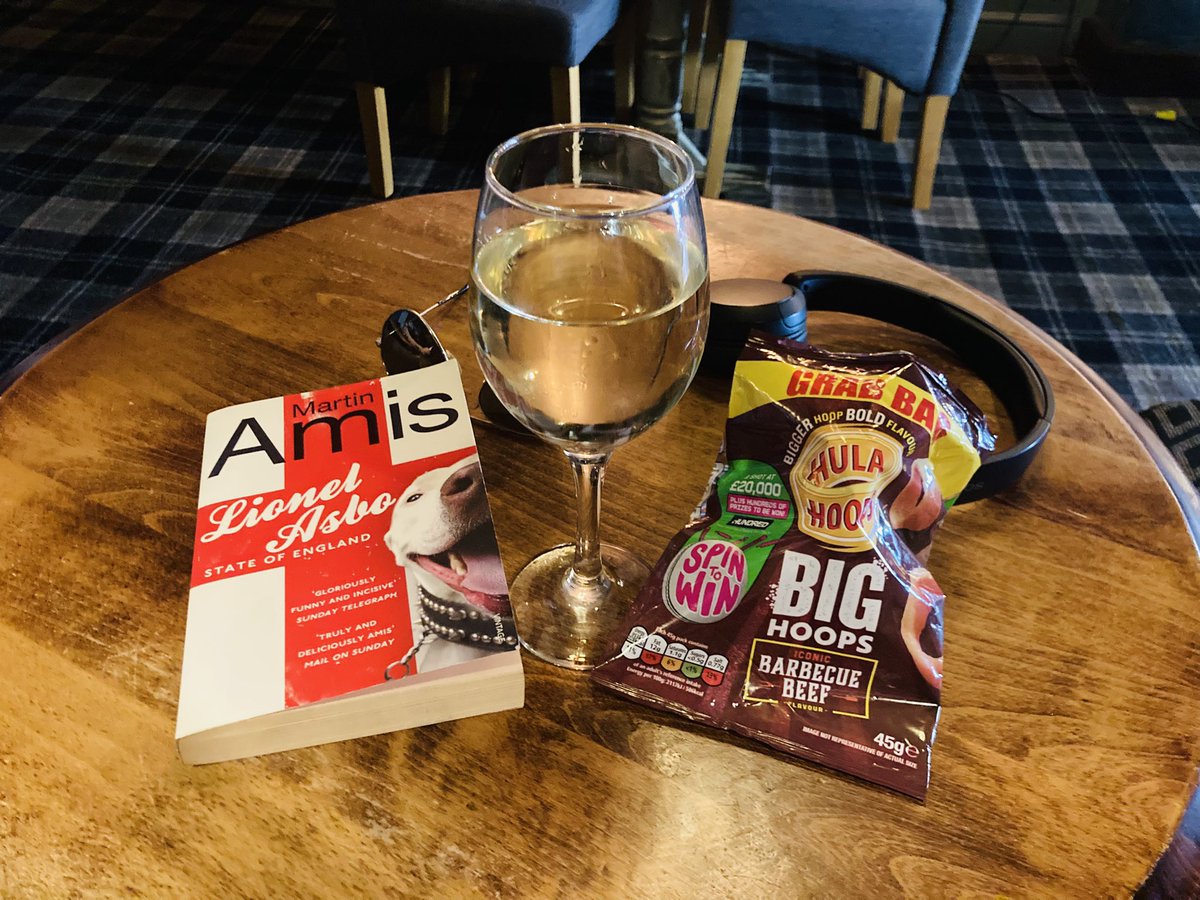 My first Martin Amis! Absolutely savage and hilarious, as scumbag Lionel wins the lotto while in prison. A romp of chancers, towerblock living, GILFs, violence, rogue dogs, incest, KFC, strip clubs. Razor sharp and close to the bone #LionelAsbo