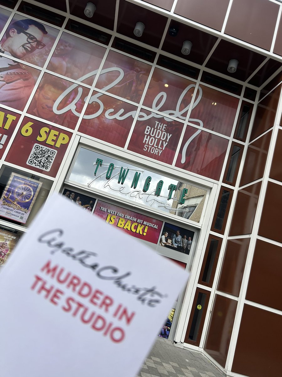 Hoop_Rah's tweet image. Very excited to have collected my script today for the Agatha Christie play I’m taking part in at The Towngate Basildon - tickets available now! 🎭 @towngatetheatre #agathachristie #murderinthestudio #theatre #essextheatre