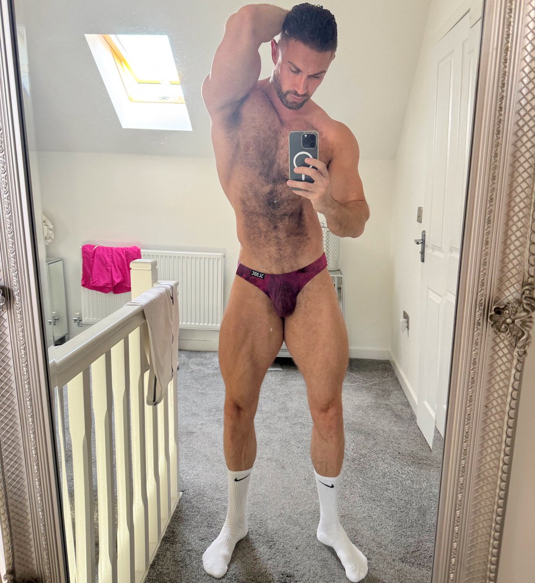 Sunday evening - work in the morning but still time to pay your king before😈

Dinner £40
Sunbed £17

2 easy expenses for a good sub to get cleared
