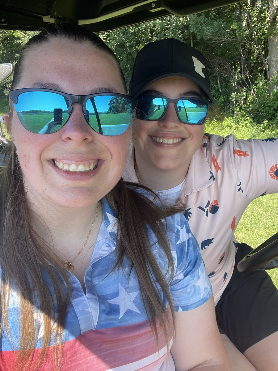 Emily Hannah tweet media