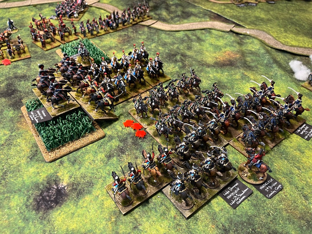 tomjmegan's tweet image. Day 2 - Waterloo.
The main event.
Thunderous clashes of cavalry, with relentless grind of brutal infantry combat across the length of the front.
My British Foot Guards alongside 3rd British Inf Div held the centre..but only just.
Breathtakingly tense & great fun!
#Wargaming