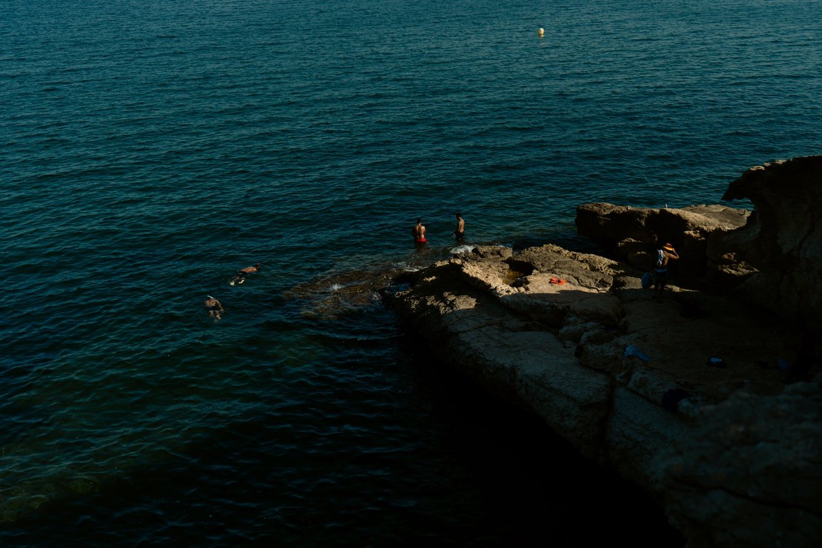 mbhhh_'s tweet image. today I walked to a small cove on the Spanish coast