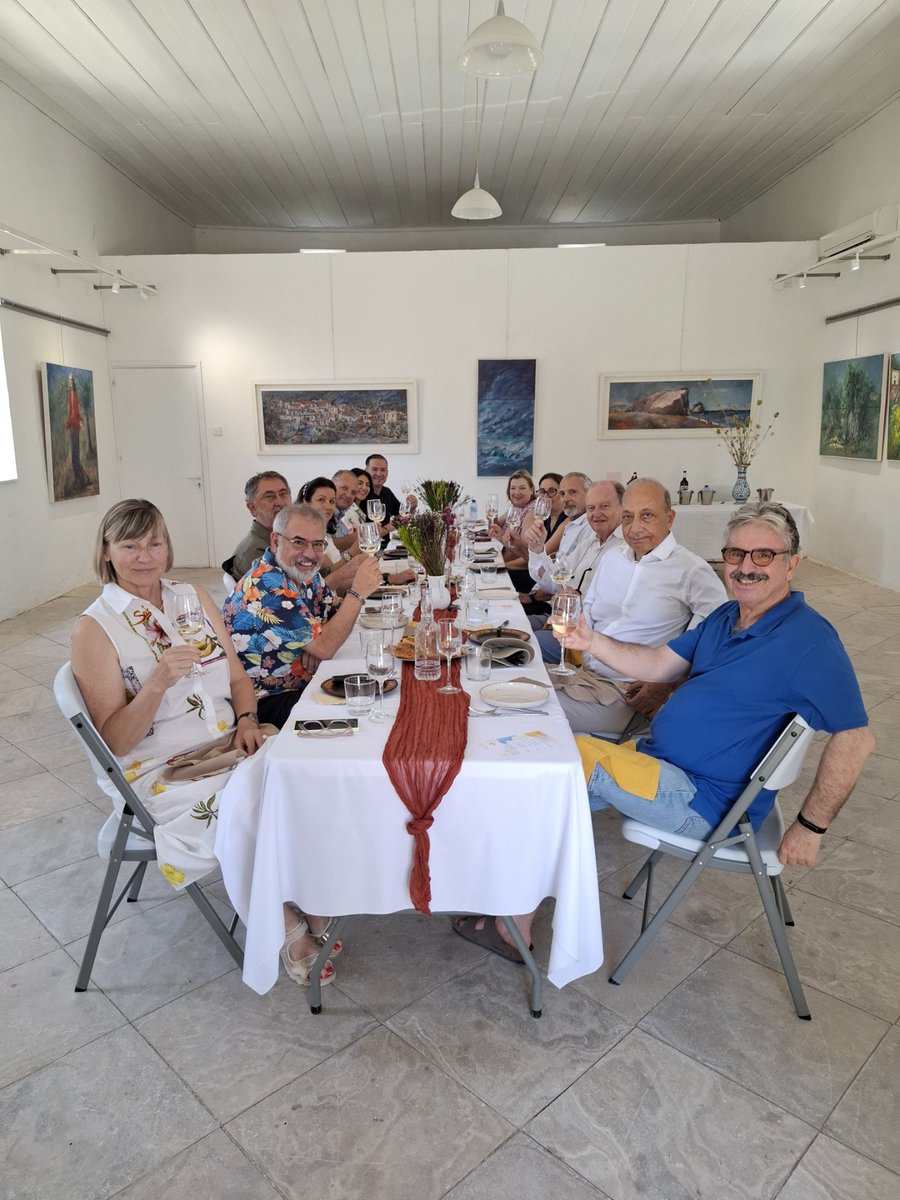 Πετυχημένη εξόρμηση με ξεναγήση στη Βάβλα και γευσιγνωσία Κυπριακών Οίνων  με διοργάνωση Tablecloth ! Ευχαριστούμε τον Κοινοτάρχη κο Παττίχη και τη Δανάη Μαυρουδή και τον Χρυσόστομο και Κατερίνα Παπαβασιλείου <a href="/PZPoutziouris/">Panikkos Zata Poutziouris</a> <a href="/ZachariasSiok/">Zacharias Siokouros</a> <a href="/MIerides/">Michael Ierides</a>