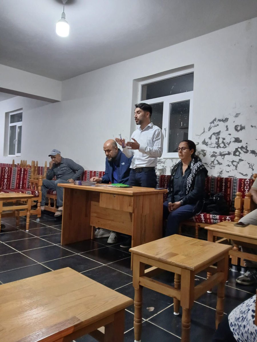 📍Miyalan/Gökdere Köyü

Barış ve Demokratik Toplum Çağrısı kapsamında Halk Toplantılarımıza devam ediyoruz.

Barış’ın toplumsallaşması için ev ev, sokak sokak, köy köy, mahalle mahalle halkımızla bir araya gelmeye devam edeceğiz!