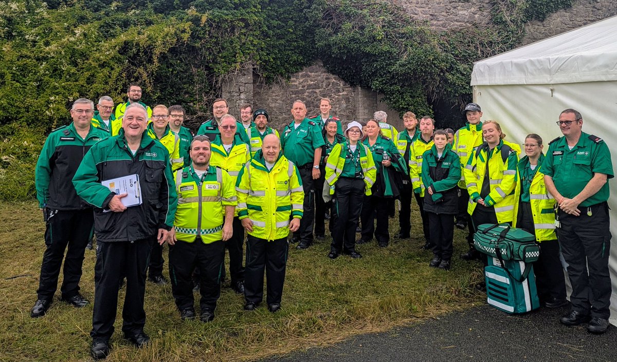 Great teamwork today for the <a href="/Porthcawl10K/">Porthcawl 10K</a>   Proud to have led such a team. A quick response with solid delivery meant a very positive outcome. Our First Aiders learn to save lives and today they did just that!  <a href="/SJACymru/">St John Ambulance Cymru</a>