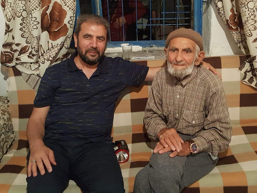Engin Pınarbaşlı (@enginpnrbsli) on Twitter photo Kıymetli Dostum, Kıymetli Büyüğüm Sayın Mehmet Ali Kulat’ın muhterem babasının vefatını derin bir teessürle öğrendim.
Rabbim rahmetiyle muamele eylesin, mekanını cennet, makamını ali eylesin.
Mehmet Ali ağabeyimin ve ailesinin başı sağ olsun.🤲<a href="/malikulat/">Mehmet Ali Kulat</a> Kıymetli Dostum, Kıymetli Büyüğüm Sayın Mehmet Ali Kulat’ın muhterem babasının vefatını derin bir teessürle öğrendim.
Rabbim rahmetiyle muamele eylesin, mekanını cennet, makamını ali eylesin.
Mehmet Ali ağabeyimin ve ailesinin başı sağ olsun.🤲<a href="/malikulat/">Mehmet Ali Kulat</a>