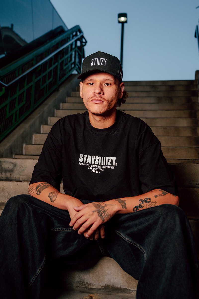 GIVEAWAY🎇 We want to gift 3 lucky winners our new Summer ‘25 t-shirt💫 
All you gotta do is: 
1. Follow us @STIIIZY, <a href="/stiiizy/">STIIIZY</a>smokeshp, <a href="/stiiizydrinks/">STIIIZY DRINKS 🫧</a> 
2. Like + RT 
21+. USA ONLY. Goodluck!