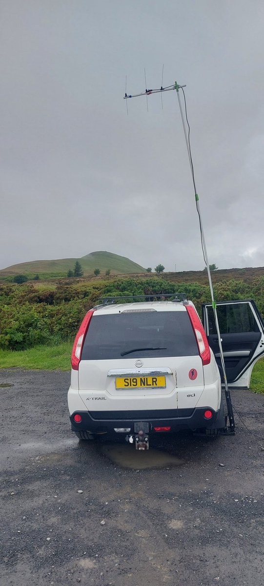 krafty148's tweet photo. Started off the #radiocontest in the cloud and rain, but cleared as I was finishing. Nice contact into Wales with 25w on #144mhz
East lomond
#thersgb #radioplay #radiooperator #portableradiostation #hamr #hamradio #amateurradio #amateurradiostation #radiocheck https://t.co/kQd633KEdO
