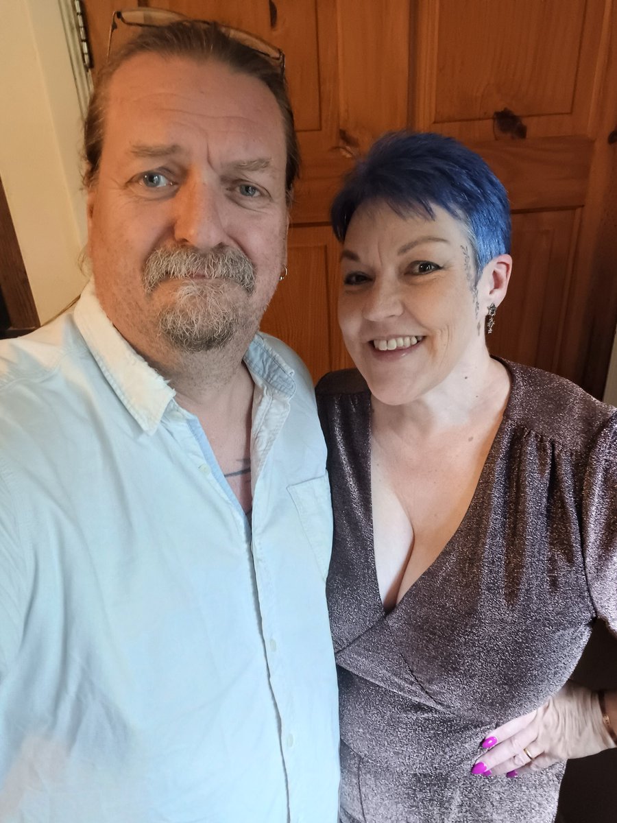 Off to see ELO in Birmingham with
<a href="/Ladybirdmodel/">Ladybird</a>