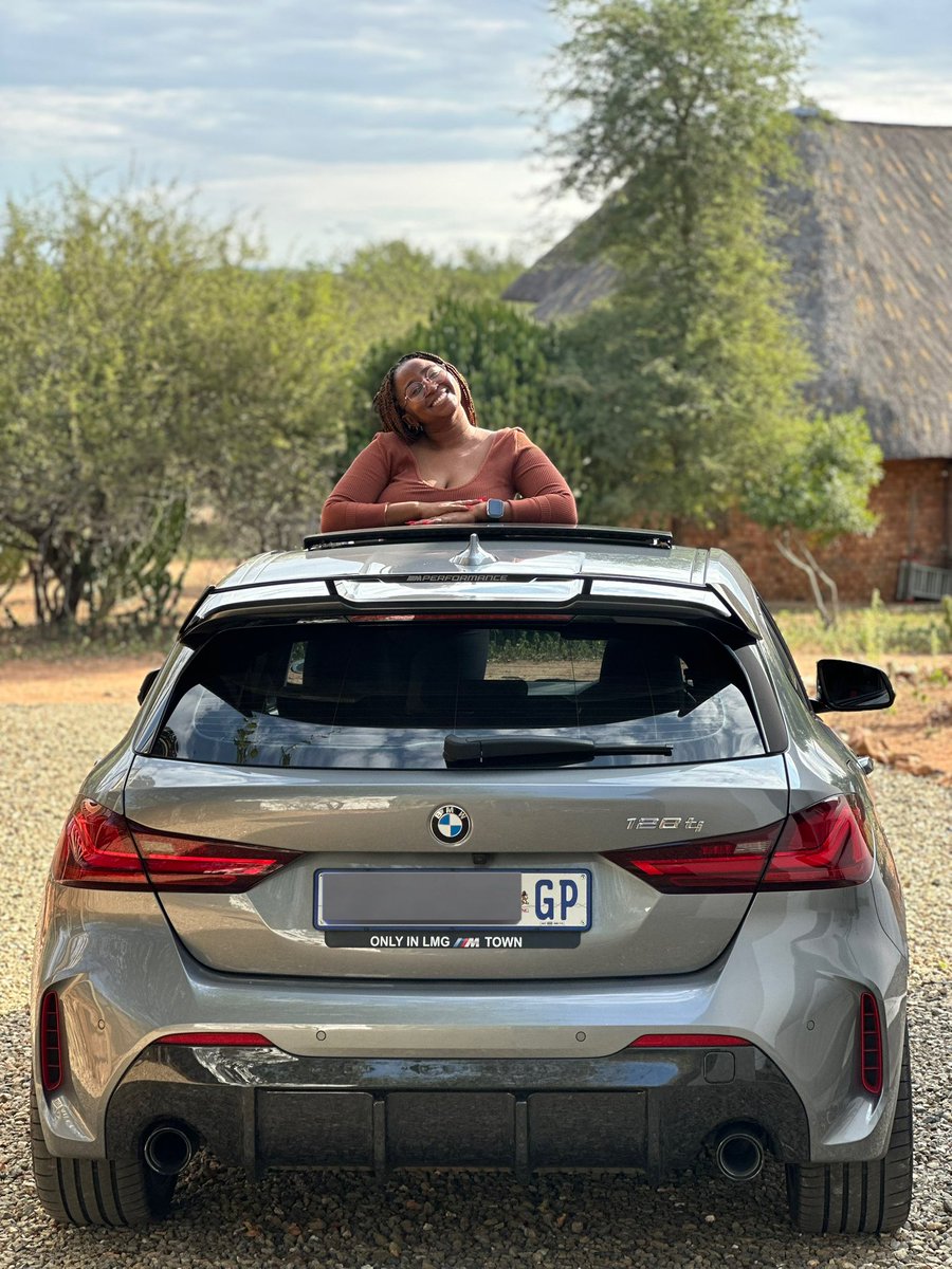 Thato tweet media