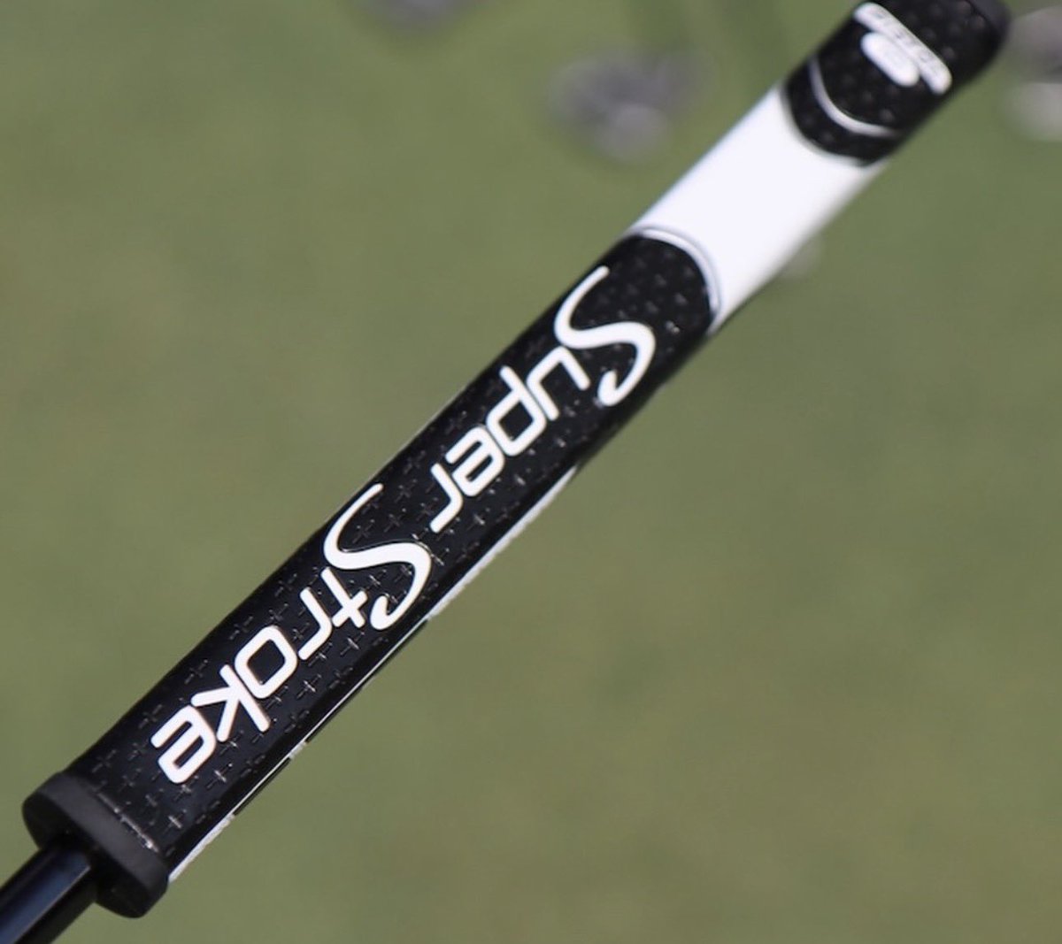 ryleyfitz's tweet image. Every time I see a big putt drained at the John Deere Classic, I notice the same thing…That @SuperStrokeGolf grip in their hands.Want to feel that confidence on the greens? Grab yours with code RyleyFitzsimmons for a discount.

#GolfLife #SuperStroke #JohnDeereClassic #JDC2025