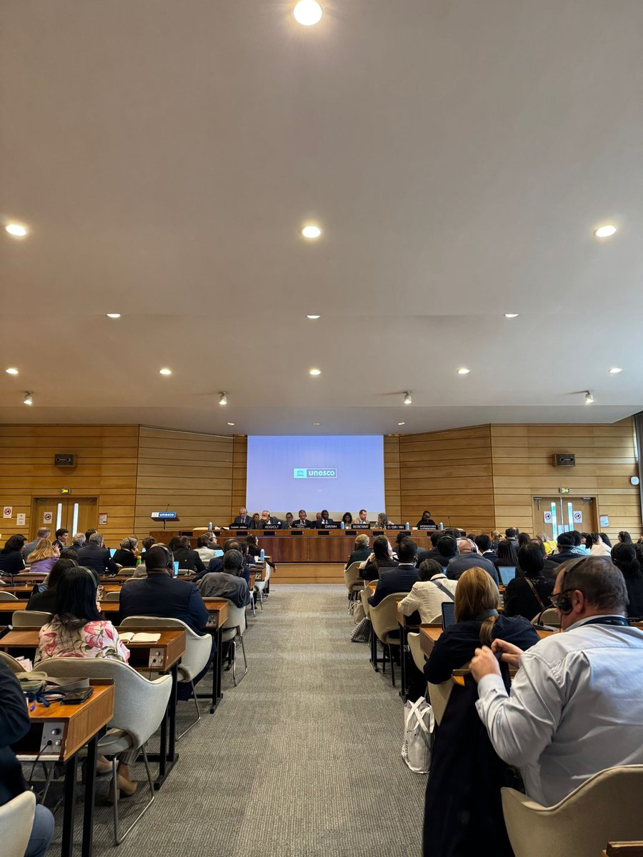 Paraguay participa en la 47ª reunión del Comité de Patrimonio Mundial de la UNESCO, del 6 al 16 de julio en París

Como Estado Parte, reafirmamos nuestro compromiso con la protección y promoción del #PatrimonioMundial

Destacamos nuestras Misiones Jesuíticas, inscritas desde 1993