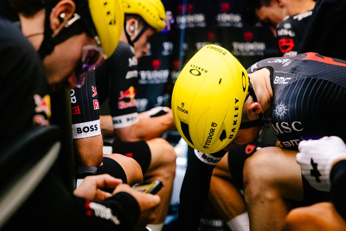 TudorProCycling's tweet image. A touch of Yellow for stage 2 @LeTour