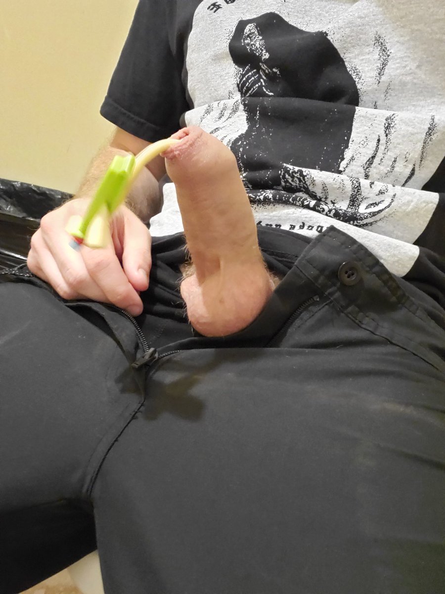 Cath'd at work today and I keep getting hard thinking about it 🥵