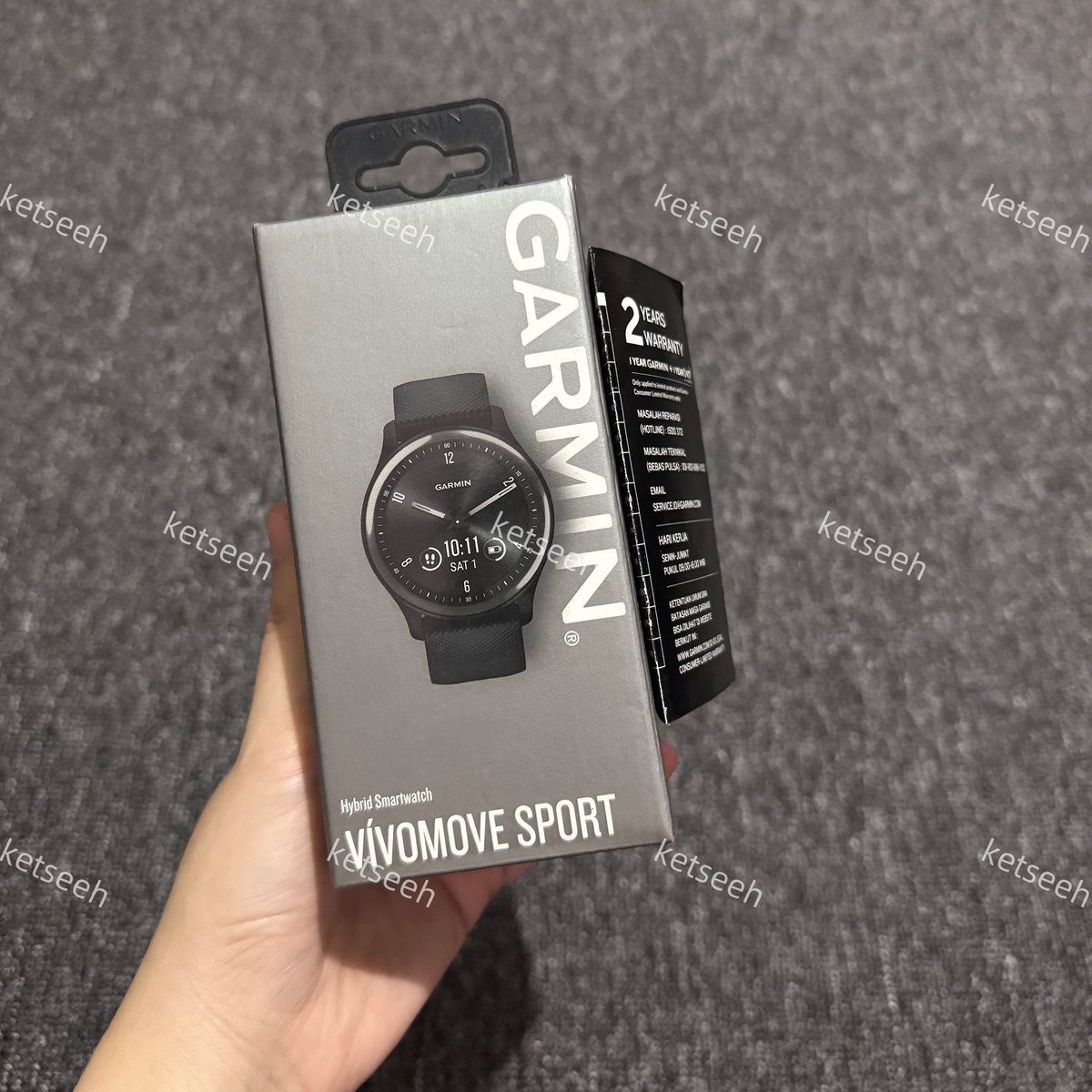 ketseeh's tweet photo. Ada blouse, sweater, knitwear, slimfit top
aku PL jam tangan garmin jg guys 😍
jam nya baru yaa cuman buka segel aja
blm pernah dipake, 
aku jual dibawah harga bgt jadi 1.6jt
bisa cek disini https://t.co/dqb4NX7H9h https://t.co/fQJaawmc2j