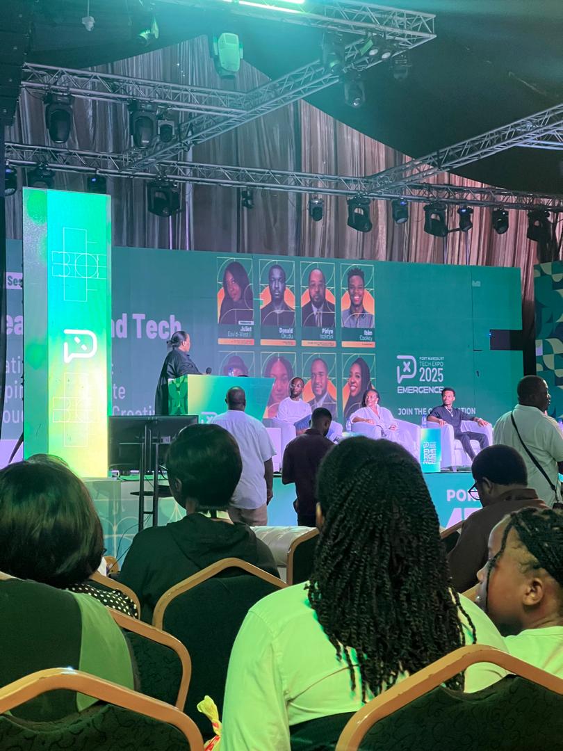 PraiseCraig's tweet photo. Let me leave this here

MY EXPERIENCE @phtech_expo 

This was my first time at PH Tech Expo and it was amazing! I got to listen to industry experts like Dr. Daere Akubo speak about the rise of AI and the legal opportunities that AI has opened up. https://t.co/oRjj6sdgVf