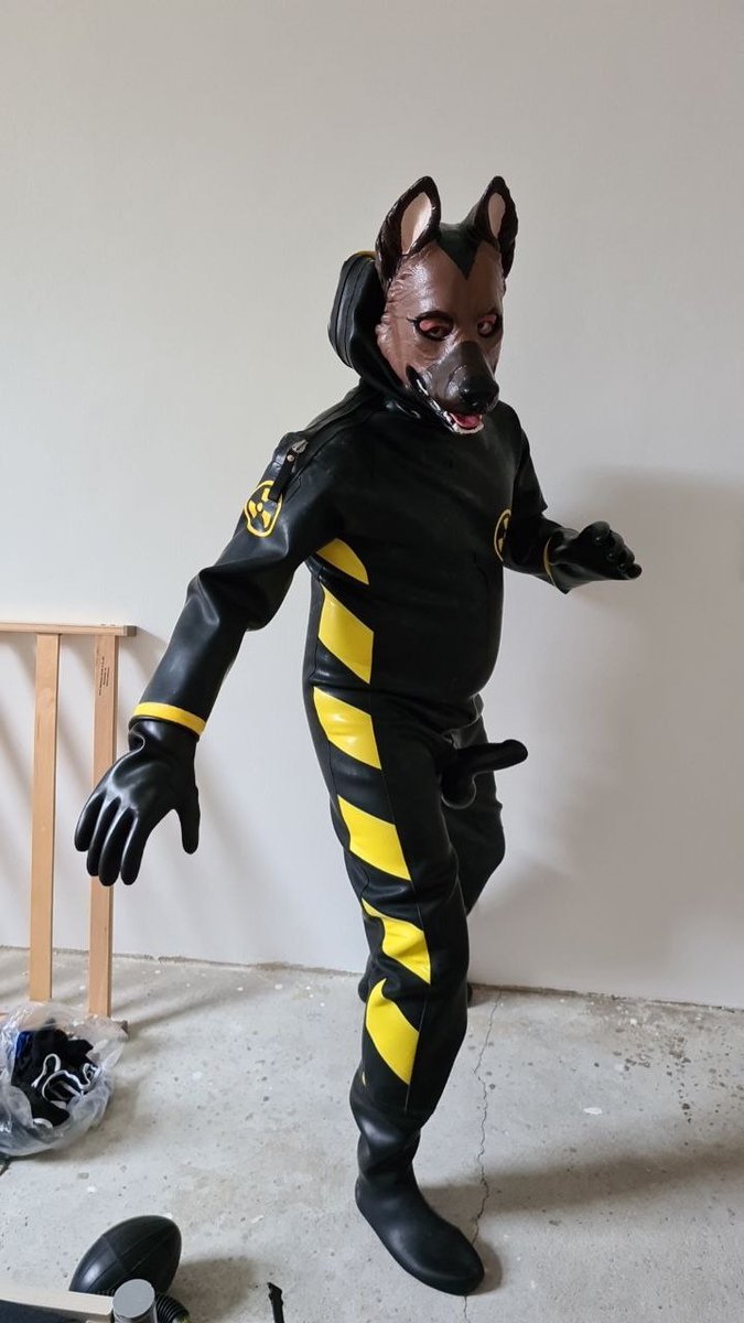 Heavy rubber Sheppy. 🤩
