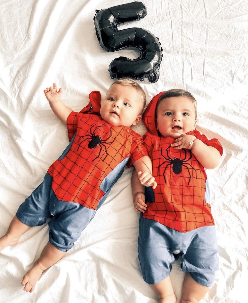 𓄹 𓈒 ﹫ 𝖲𝖾𝗅𝖾𝗇𝖺_𝖣𝖾𝖫𝗎𝖼𝖺
             ⠀⠀⠀⠀   𝗶𝗻𝘀𝘁𝗮𝗴𝗿𝗮𝗺 . .  #𝙵𝙴𝙴𝙳 .ᐟ

Meus gotosos Pietro e Noah 💙💙