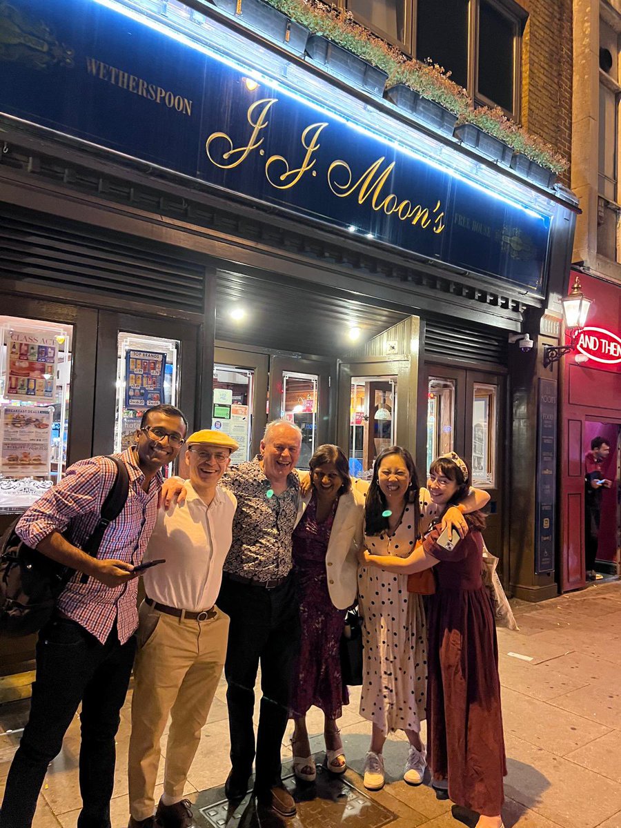 Holly Ni Raghallaigh tweet media