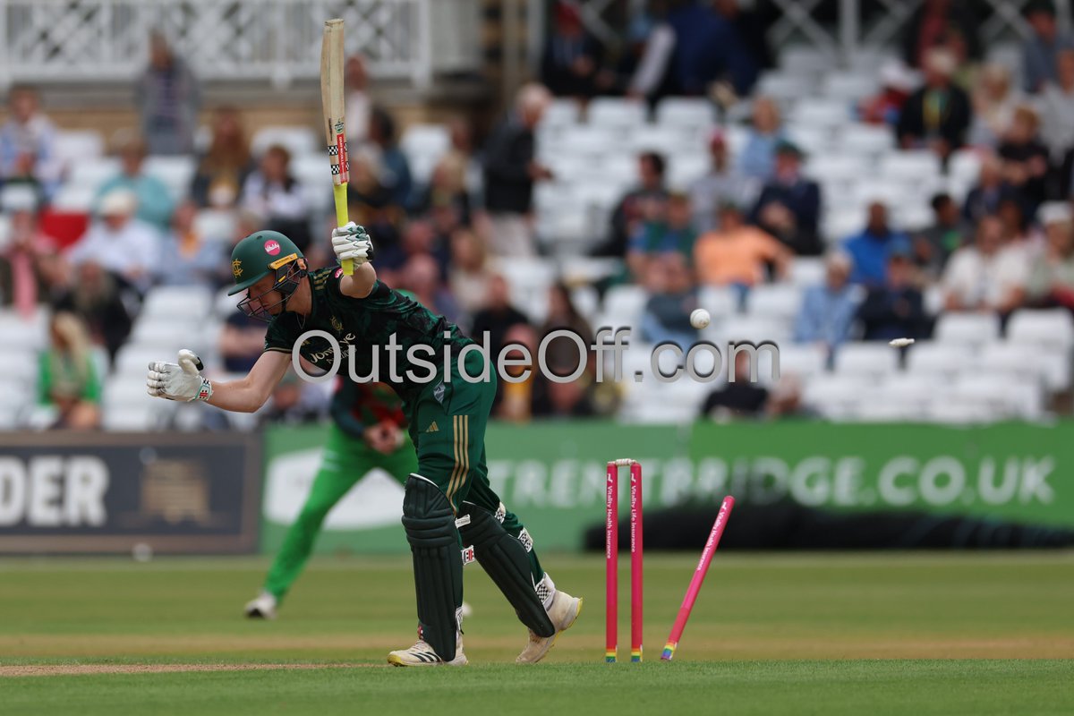 John Mallett πΈ (@john_m100) on Twitter photo Agony for the π¦ <a href="/leicsccc/">Leicestershire Foxes π¦</a> at Trent Bridge as they lose out to <a href="/trentbridge/">Nottinghamshire CCC</a> in a thriller by 1 wicket. . Congrats to Outlaws. All to play for with 4 to go in <a href="/VitalityBlast/">Vitality Blast</a> All the match day pics at outsideoff.com/t20-blast-rnd-β¦ Agony for the π¦ <a href="/leicsccc/">Leicestershire Foxes π¦</a> at Trent Bridge as they lose out to <a href="/trentbridge/">Nottinghamshire CCC</a> in a thriller by 1 wicket. . Congrats to Outlaws. All to play for with 4 to go in <a href="/VitalityBlast/">Vitality Blast</a> All the match day pics at outsideoff.com/t20-blast-rnd-β¦