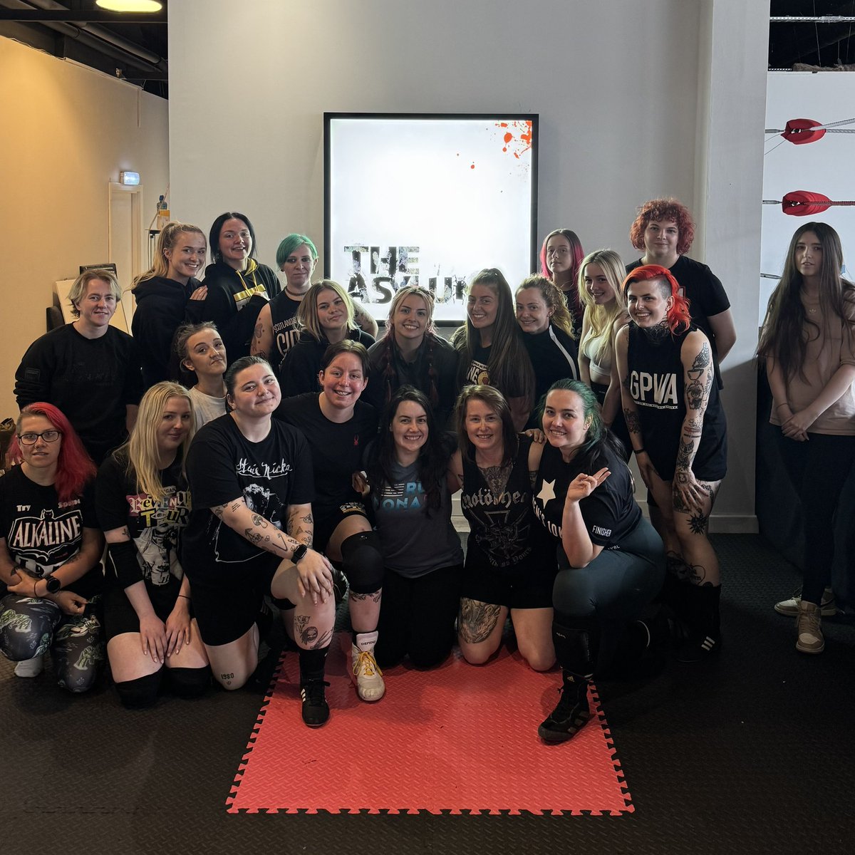 GPWAsylum's tweet image. .@WWE Superstar @WWENikkiCross joined us today for a special guest seminar at the new home of The Asylum in Glasgow city centre.