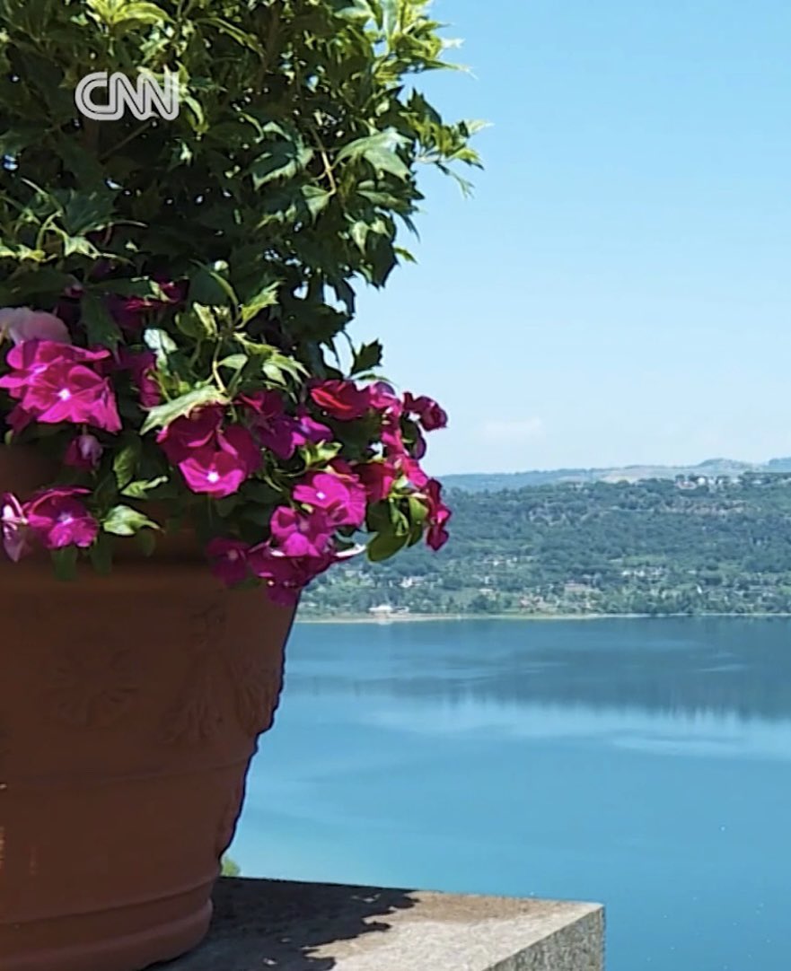 ctrlamb's tweet image. See where Pope Leo XIV goes for a summer break.
Watch here: cnn.com/2025/07/06/tra…