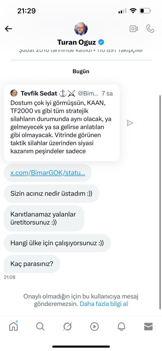 🇹🇷 Türk savunma sanayii çevresinde, özellikle son yıllarda, vitrinde taktik silahları döndürüp, stratejik sistemler üzerinden siyasi rant devşirmeye çalışan çok sayıda figür türedi.

TV’lerde “yorumcu”, burada “influencer” olmaya çalışan bu isimlerden biri de Turan Oğuz.