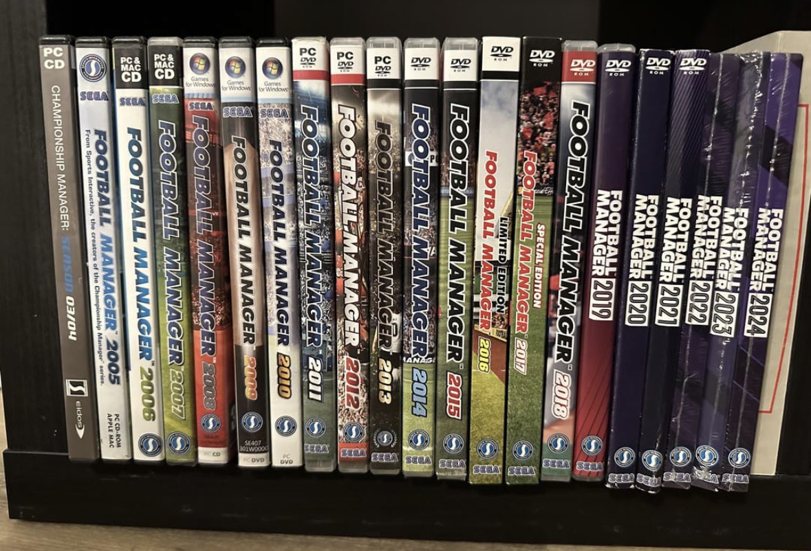 Out of Context Football Manager tweet media