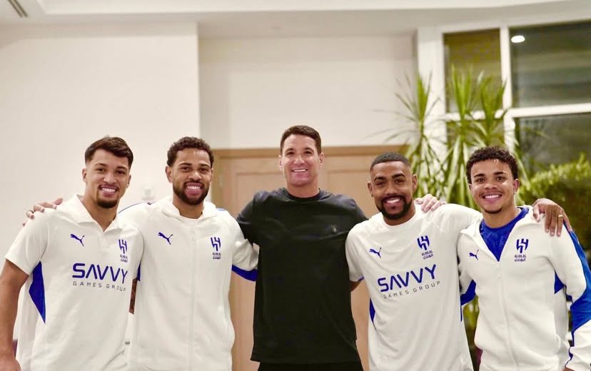 اجمل مافي الصوره تياقو نيفيز 💙💙💙