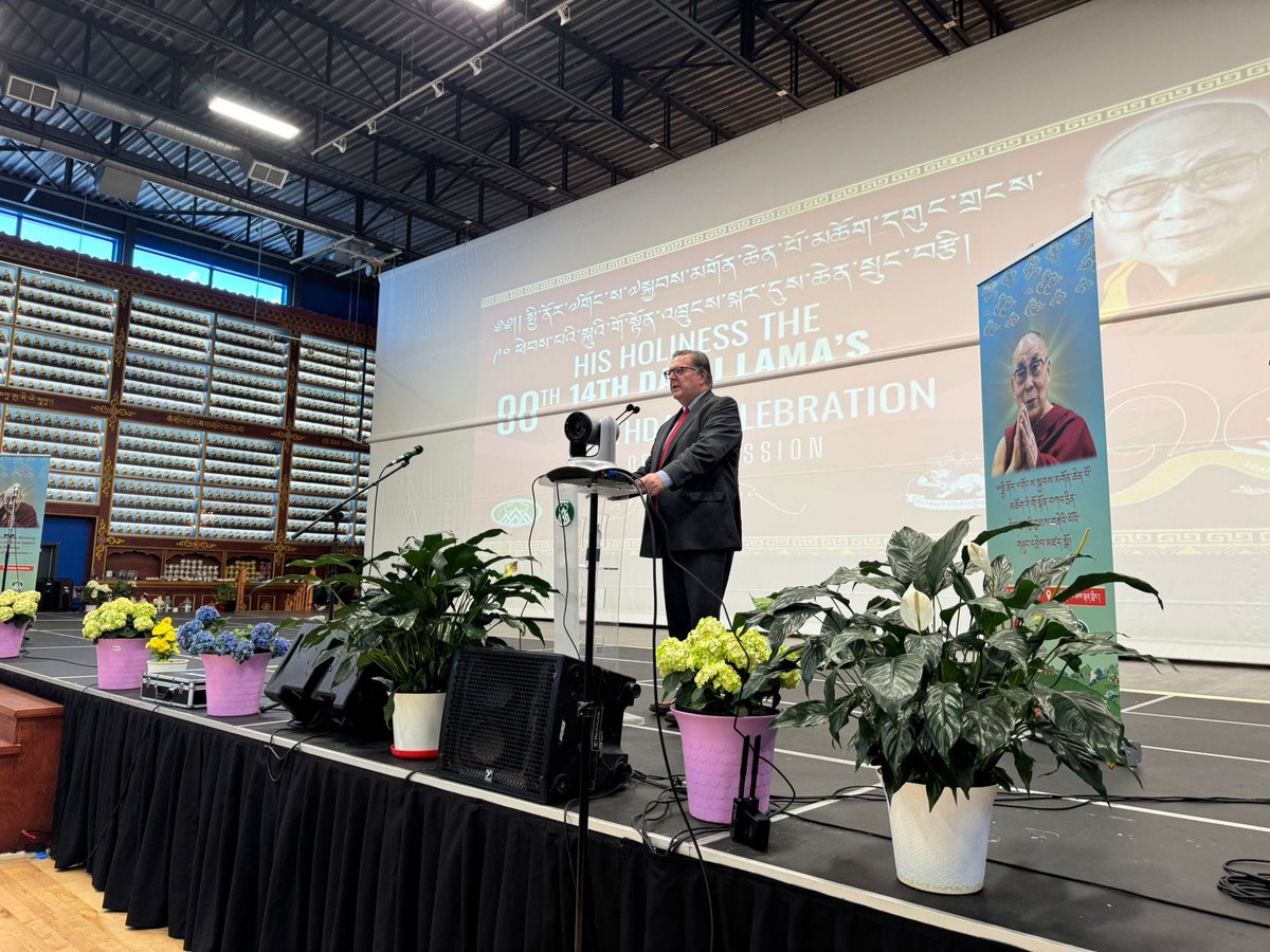 j_maloney's tweet image. Honoured to speak at the @tccc.gc celebration of His Holiness the Dalai Lama’s 90th birthday.
A joy to mark his legacy of compassion + resilience with so many, including @Drlobsangsangay, @kbardeesy, and @LFairclo.
A true inspiration to us all.